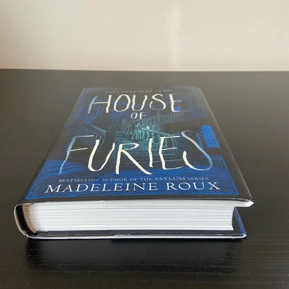 Fictional Hardcover Book Bundle - Picture 13 of 16